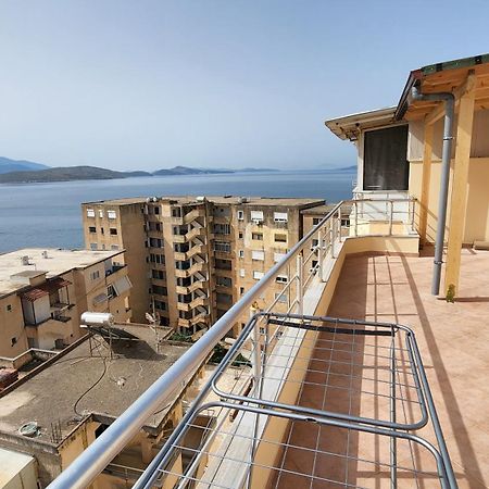 Glen'S Rooftop Sarandë Buitenkant foto